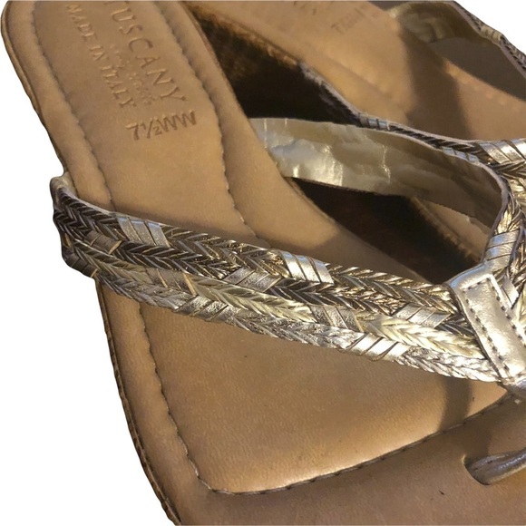 Tuscany Easy street flip flop sandal wedge gold bands 7.5WW - Picture 5 of 8